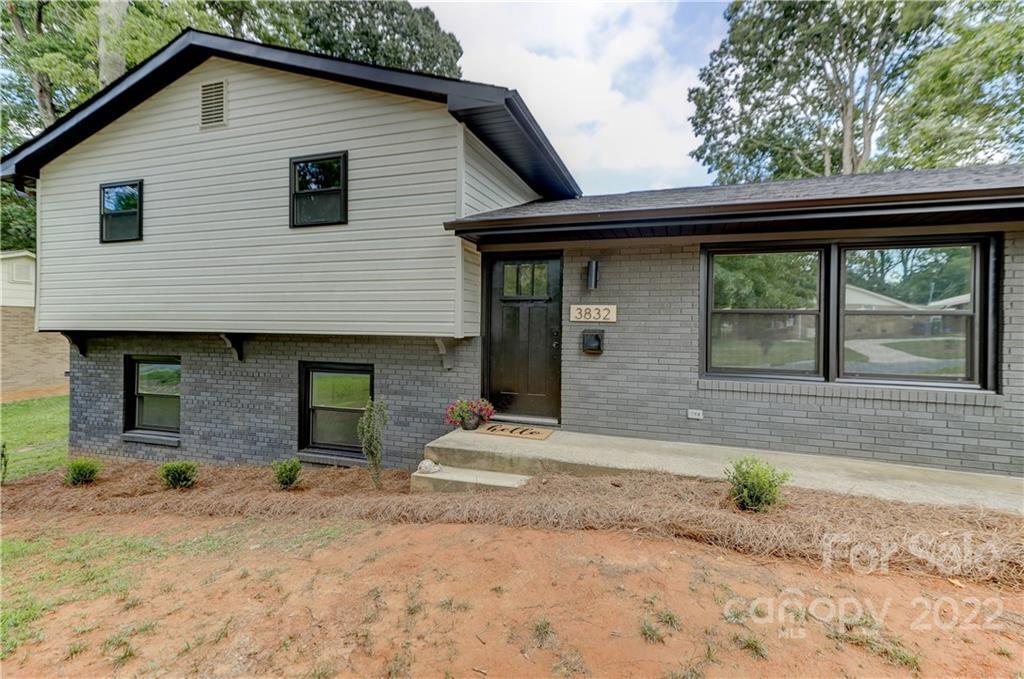 3832 Langley Rd., Charlotte, NC 28215