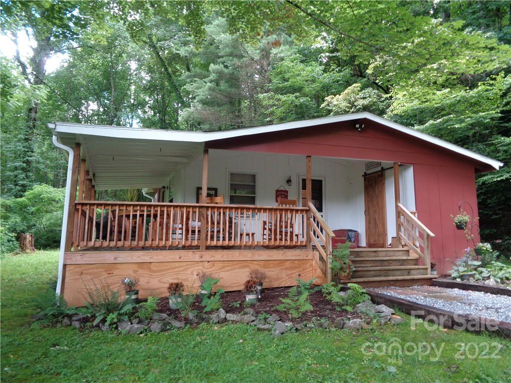 355 East View Rd., Sylva, NC 28779