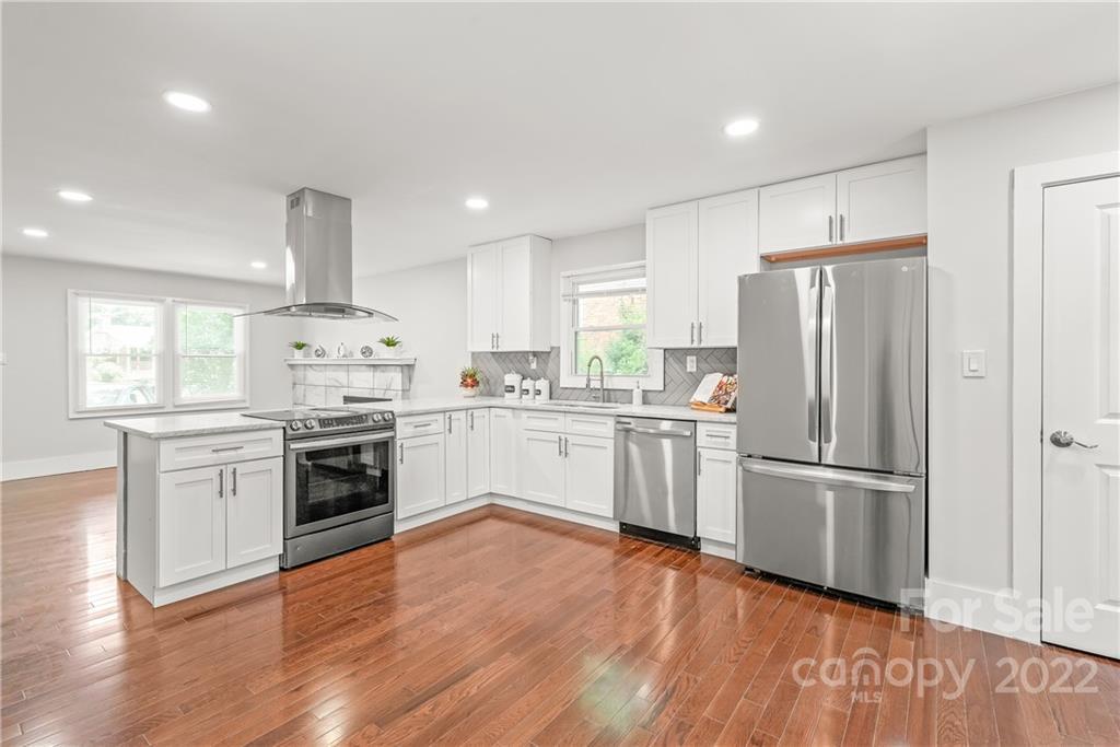 5336 Unaka Ave., Charlotte, NC 28205