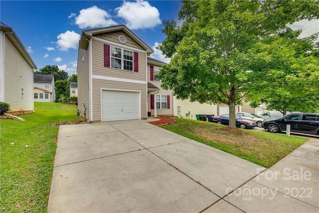 4916 Patricia Ann Ln., Charlotte, NC 28269