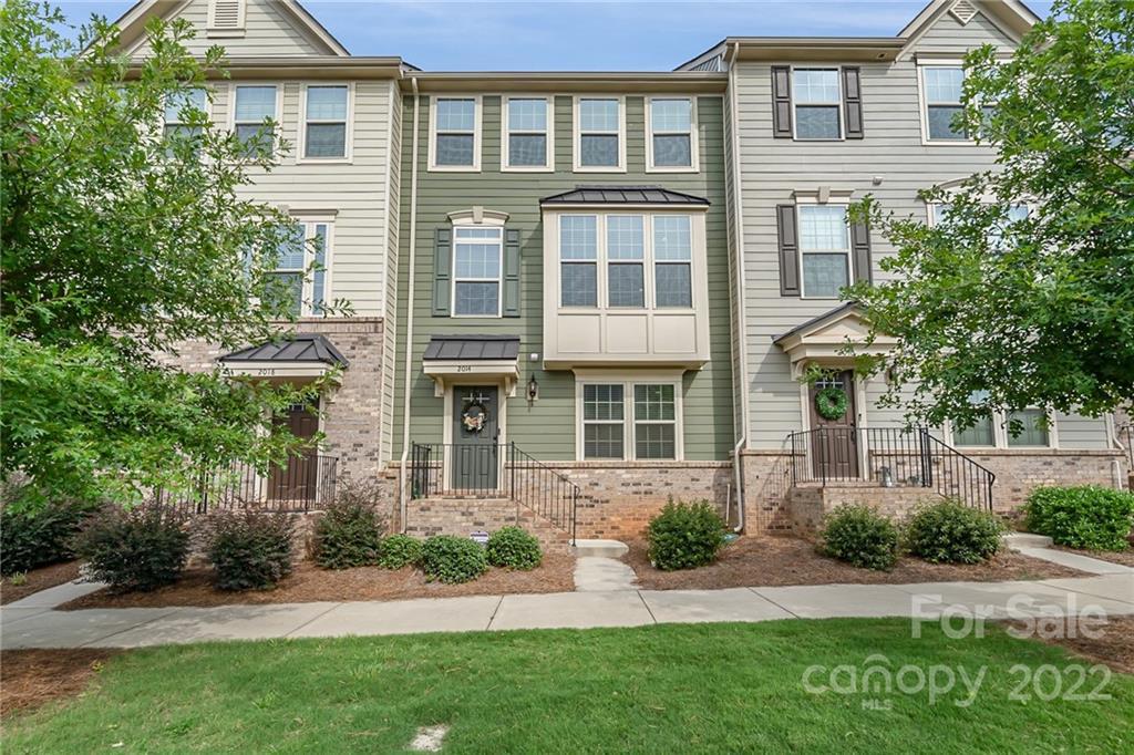 2014 Sage Park Dr., Charlotte, NC 28217
