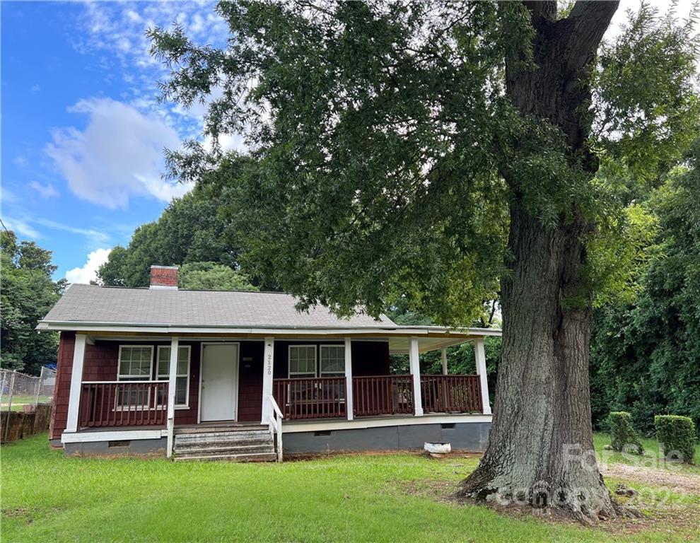 2130 Holly St., Charlotte, NC 28216