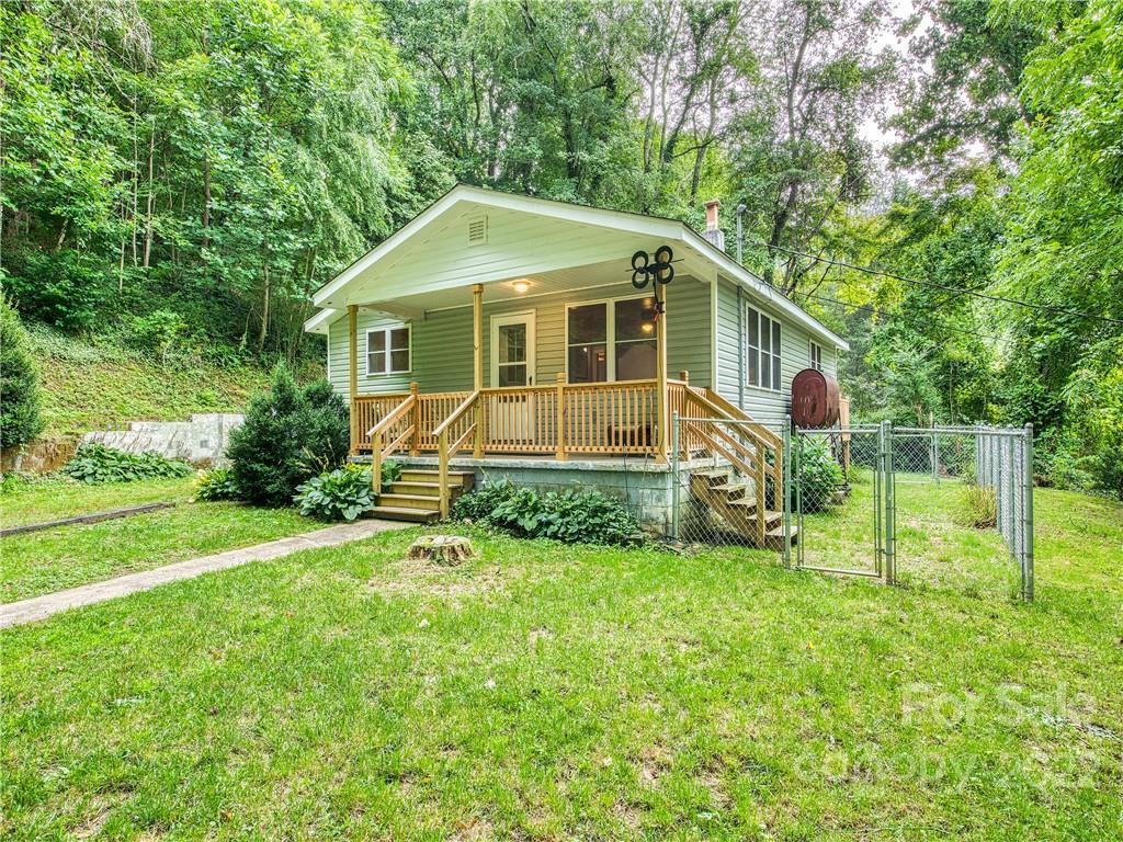 245 Shovel Creek Rd., Waynesville, NC 28786