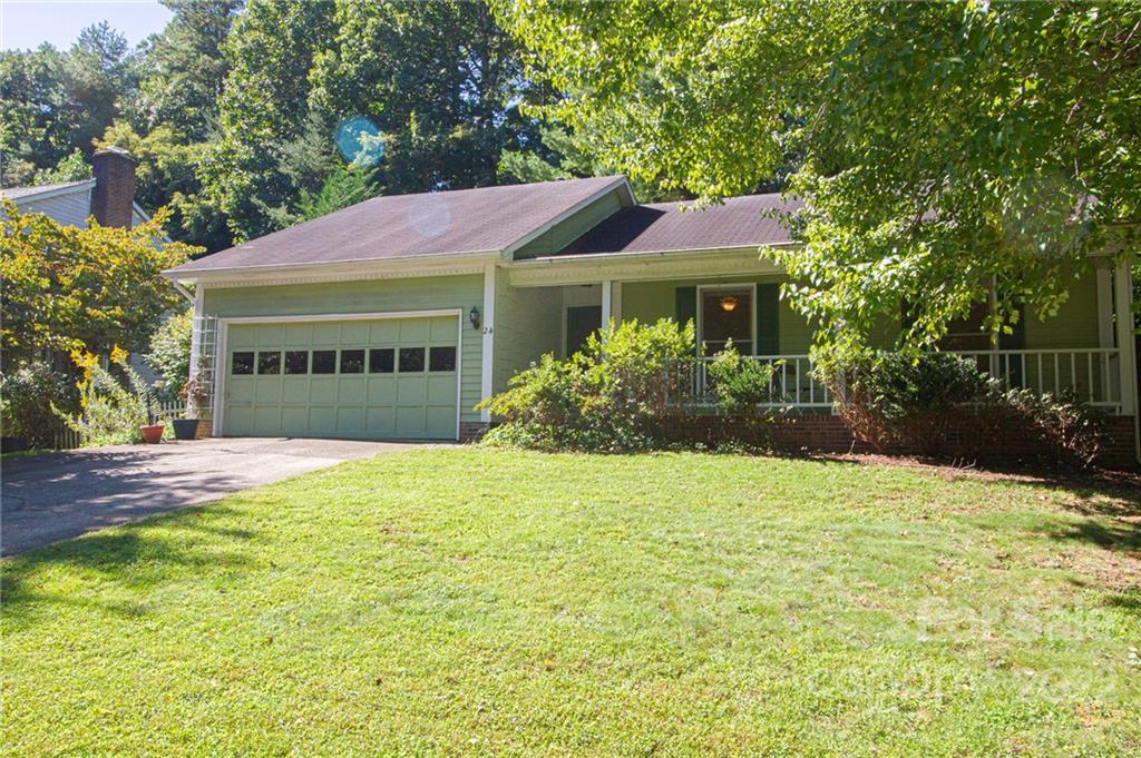 24 Marlwood Ct. #140, Asheville, NC 28804