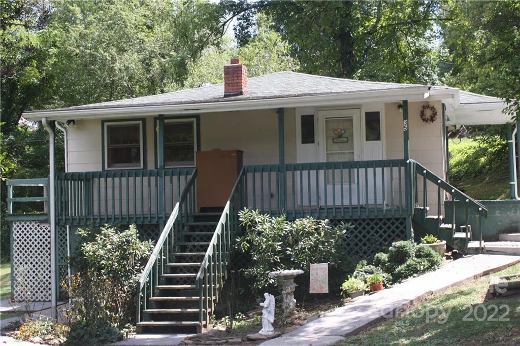 35 Arden St., Waynesville, NC 28786