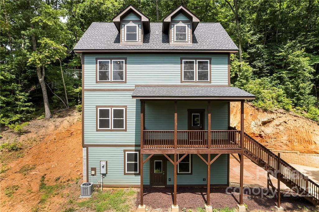 64 Crystal June Ln., Asheville, NC 28803