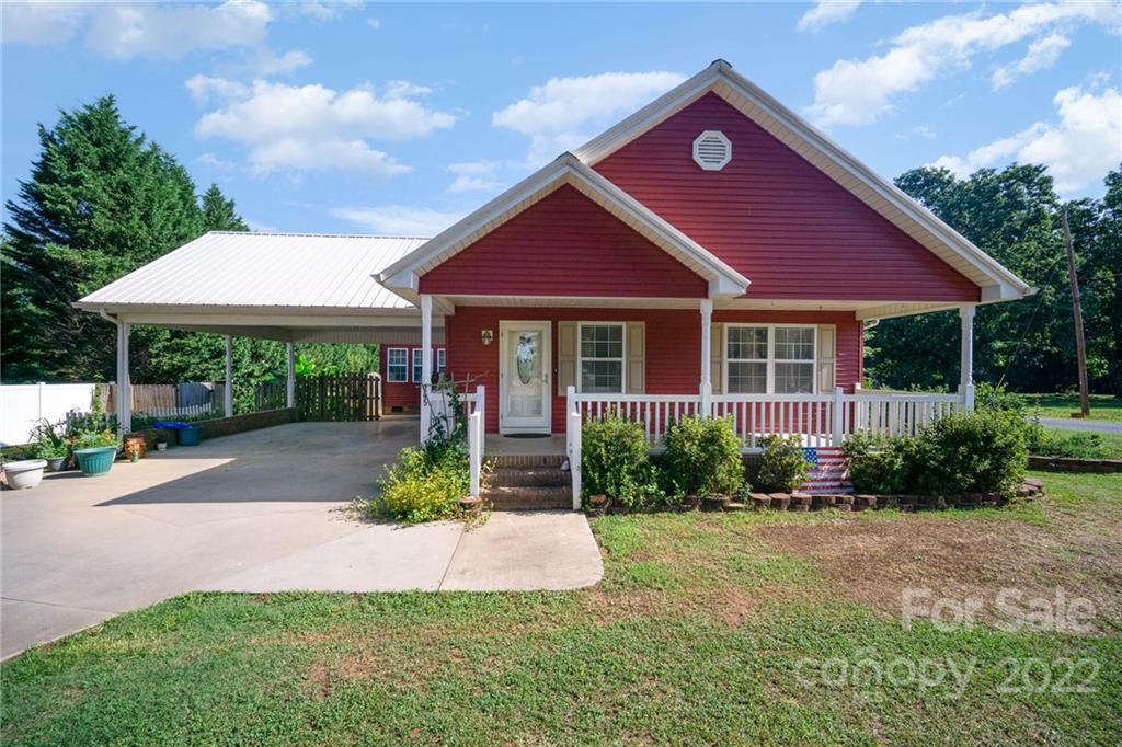 245 Bostian Heights St., China Grove, NC 28023