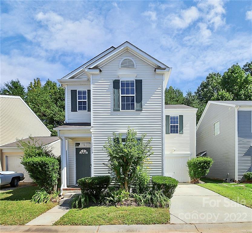 7714 Brisbane Ct., Charlotte, NC 28215