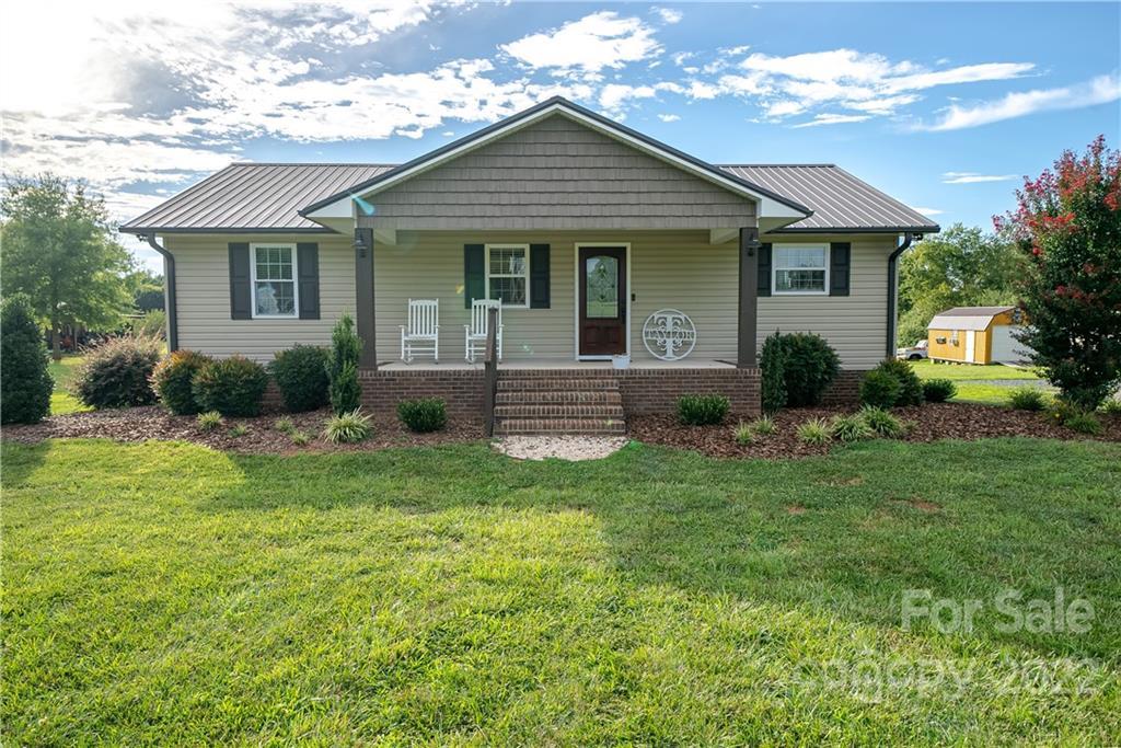 150 Upper Rd., Seagrove, NC 27341