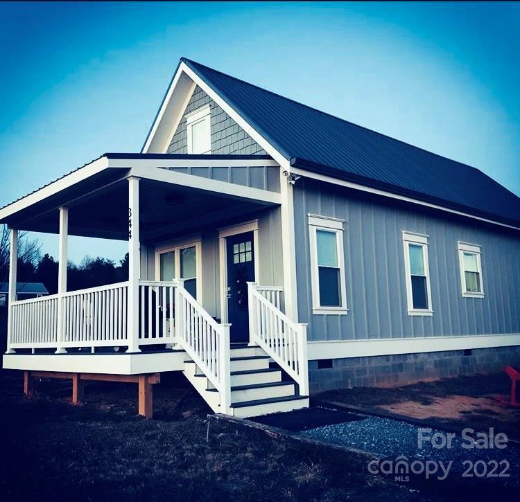 344 Right Prong Rd., Ellenboro, NC 28040