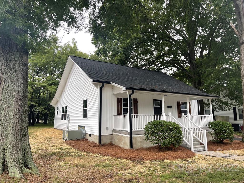 321 Chestnut Ave., Kannapolis, NC 28081