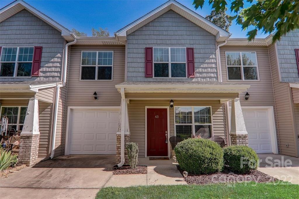 43 Sunny Meadows Blvd., Arden, NC 28704