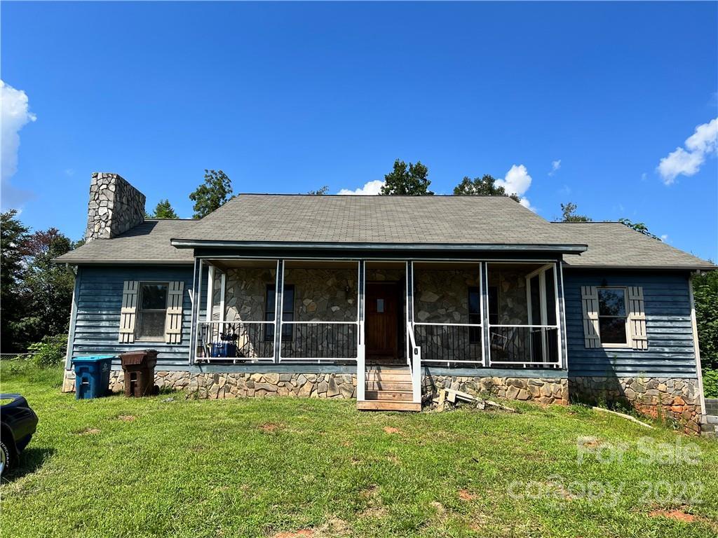 5628 Teakwood Rd., Hickory, NC 28602