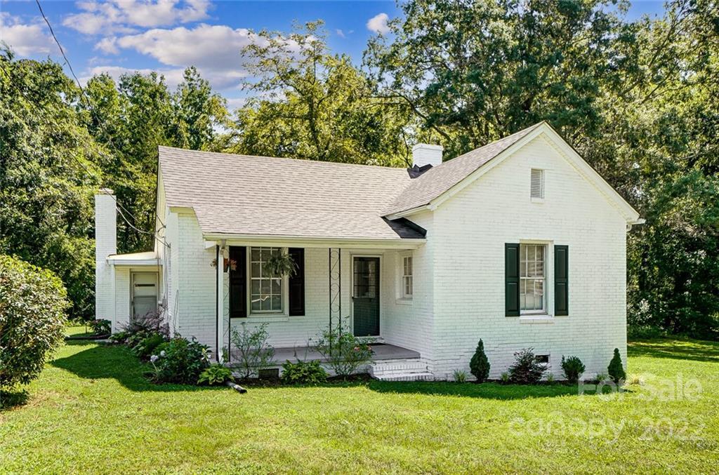 5200 Tucker Ave., Kannapolis, NC 28081