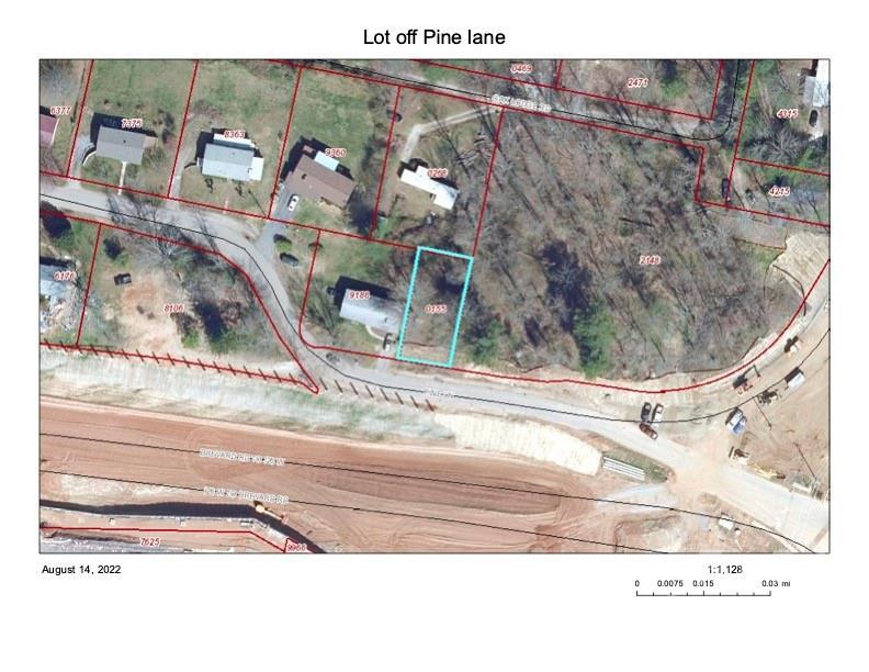 0000 Pine Ln., Asheville, NC 28806
