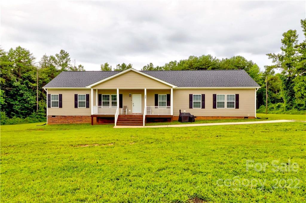 133 Clarktown Dr. #9, Mooresville, NC 28115