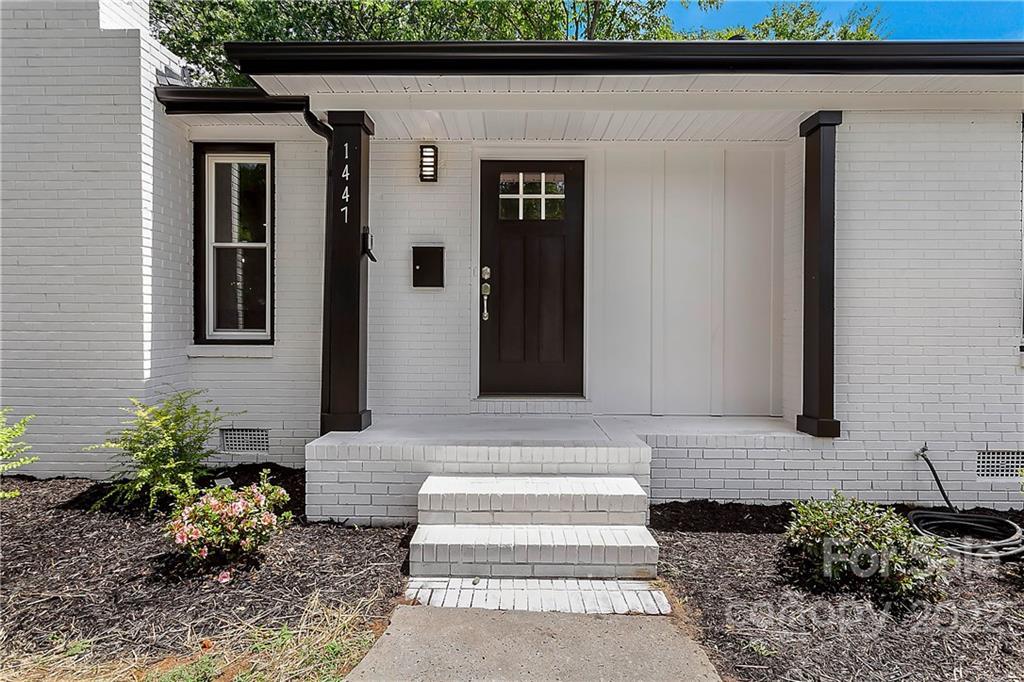 1447 Weststone Dr., Charlotte, NC 28208
