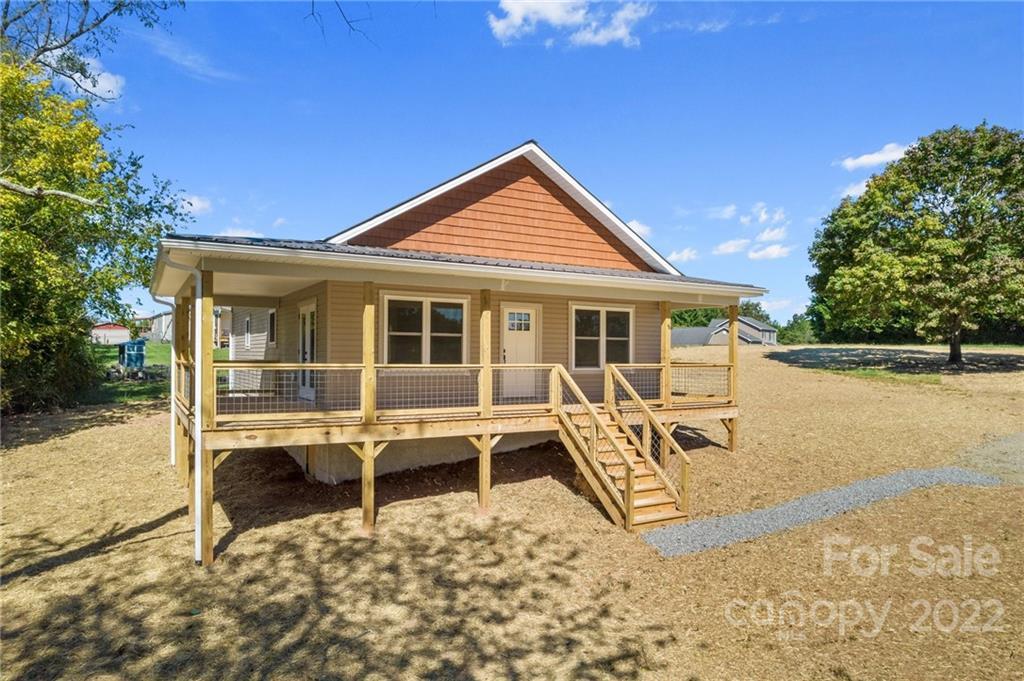 8 Split Rail Dr., Asheville, NC 28806