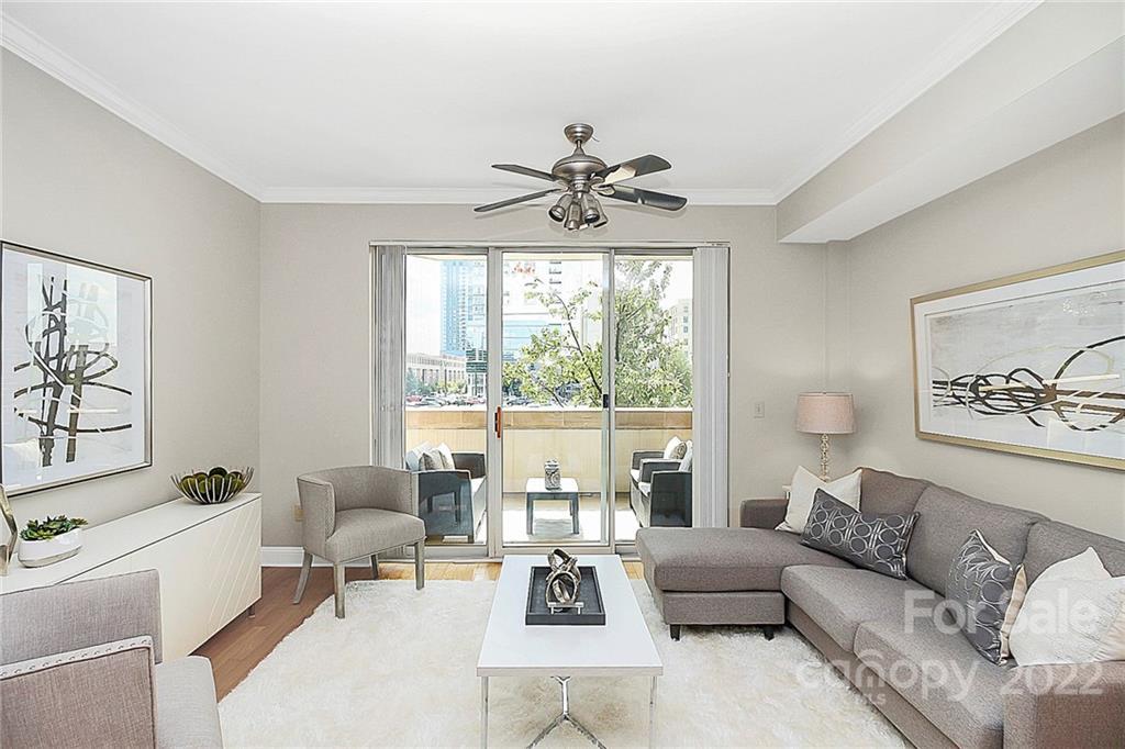 300 W 5th St. #317, Charlotte, NC 28202