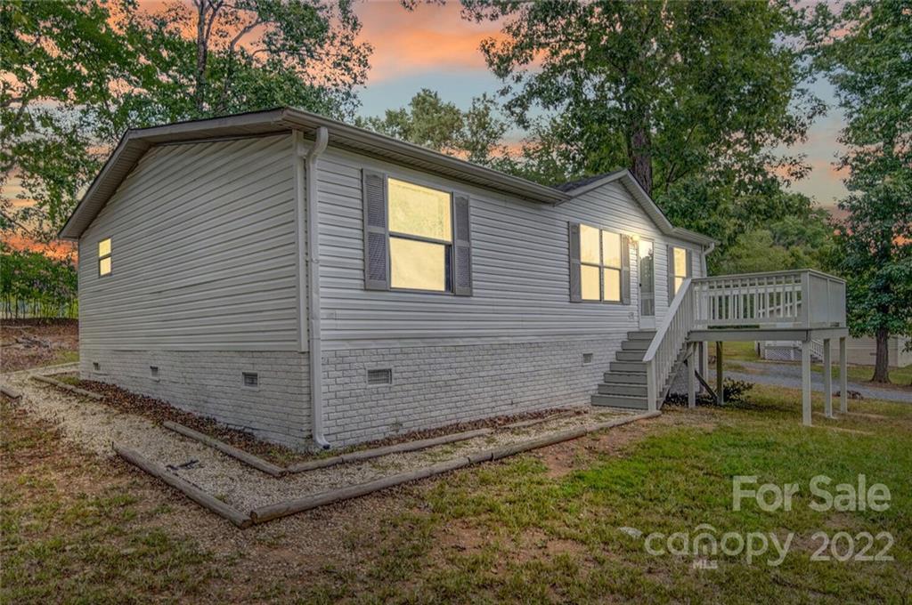 32139 Blakley Dr., Albemarle, NC 28001