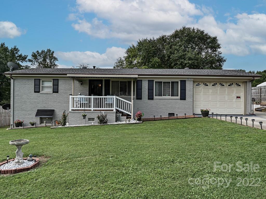 904 Dial St., Kannapolis, NC 28083