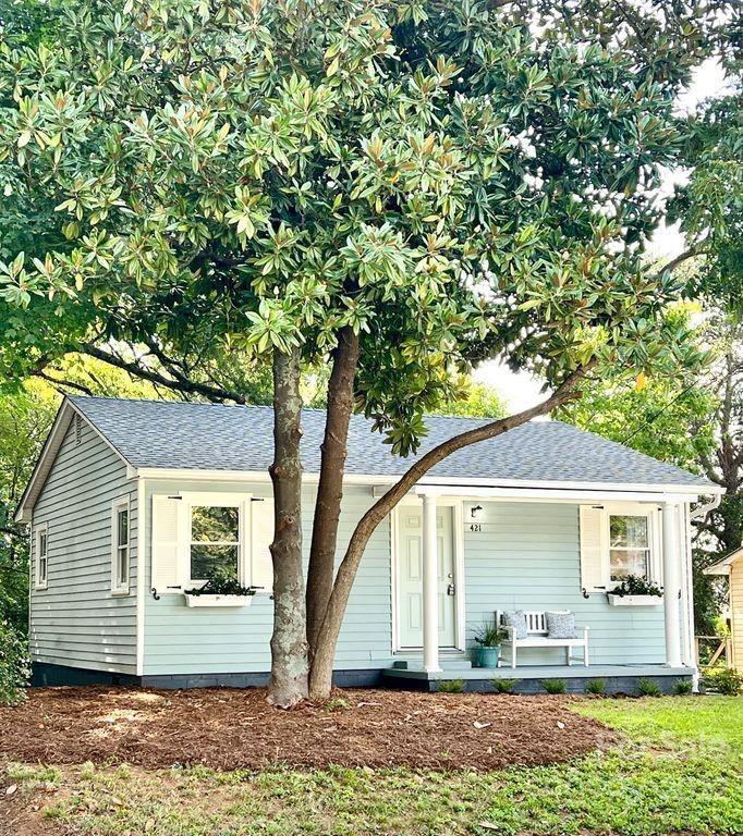 421 N Tradd St., Statesville, NC 28677