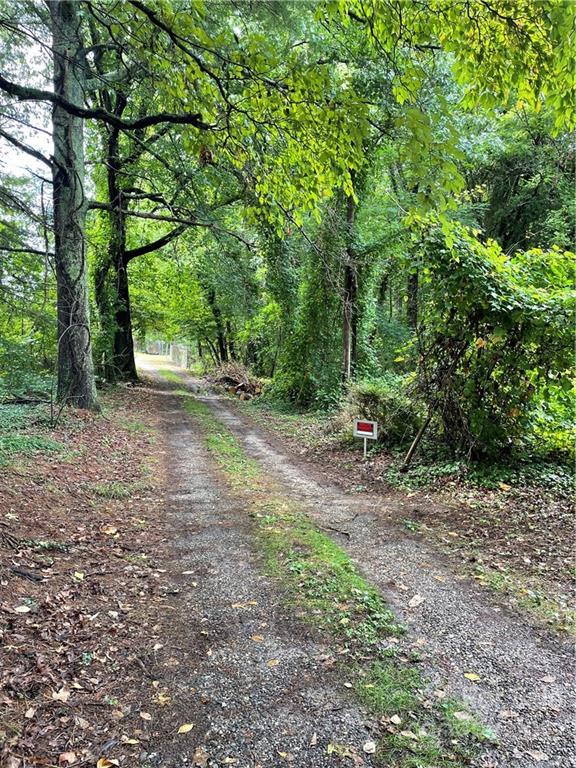 99999 W Chapel Rd., Asheville, NC 28803