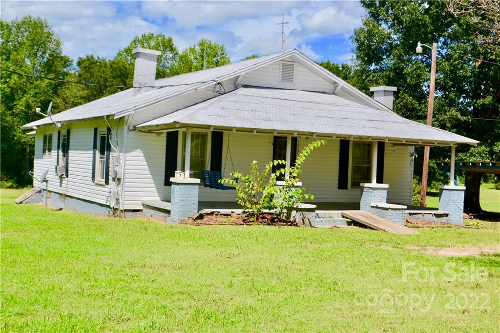 1820 Ellenboro Henrietta Rd., Ellenboro, NC 28040