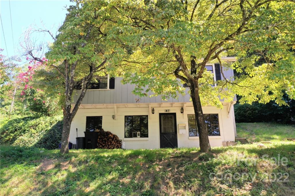 134 E Jackson St., Sylva, NC 28779
