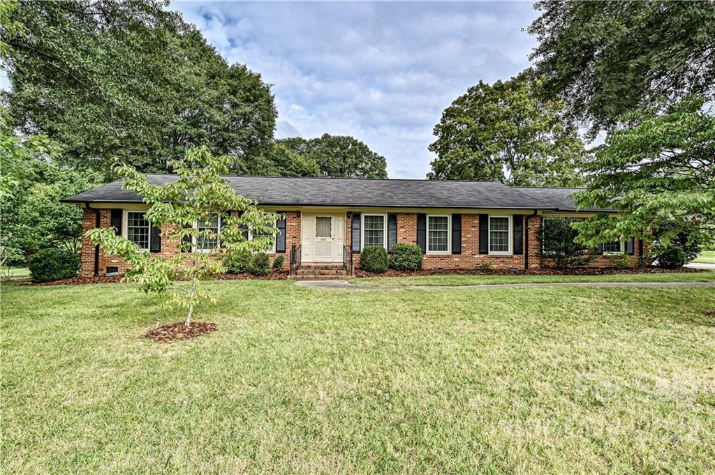 444 Gum Branch Rd., Charlotte, NC 28214