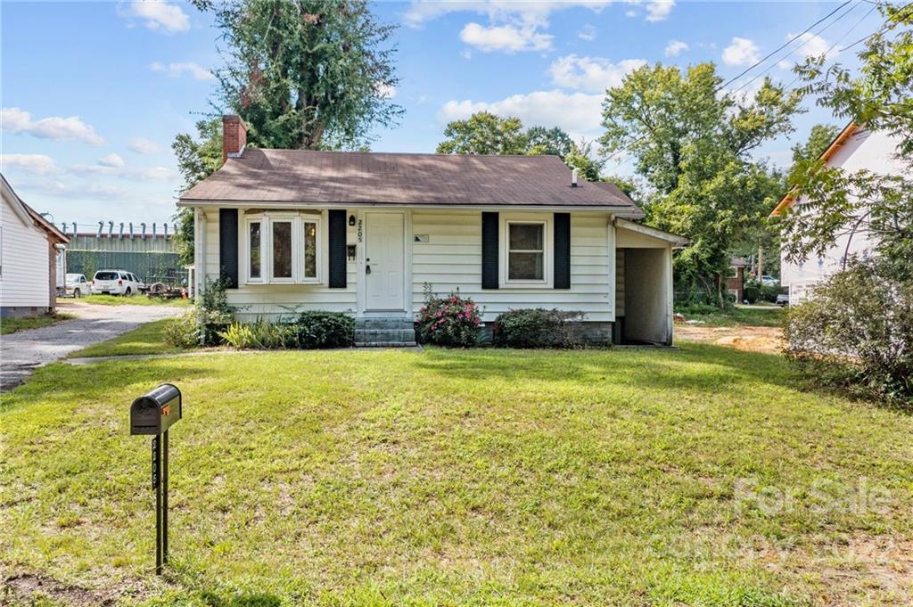 2205 Baylor St., Kannapolis, NC 28083