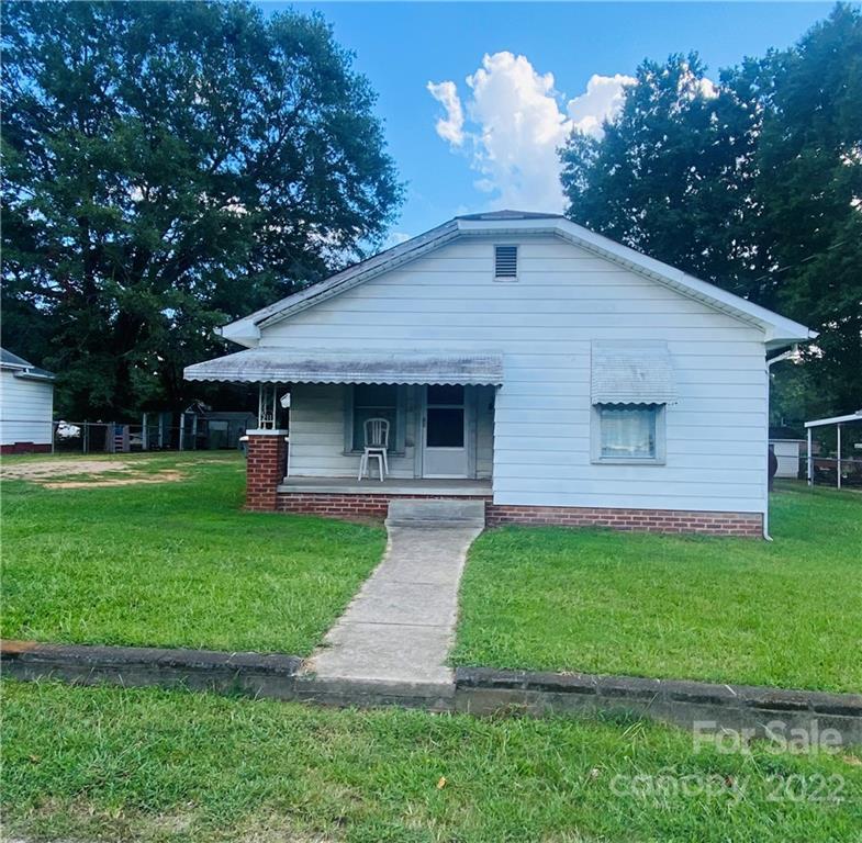 211 22nd St., Kannapolis, NC 28081