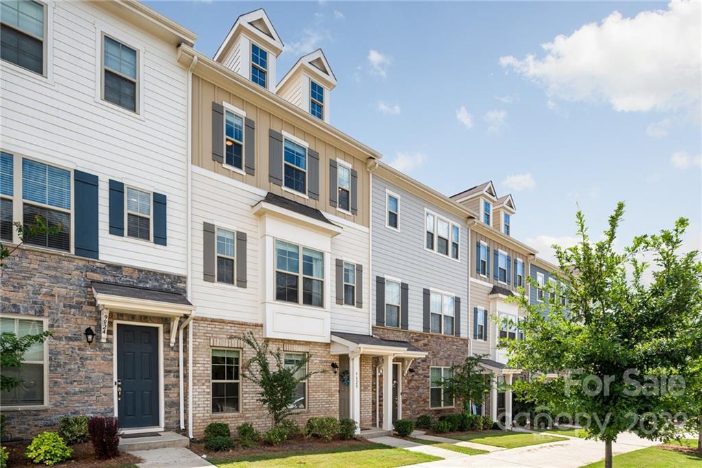 9820 Ainslie Downs St., Charlotte, NC 28273