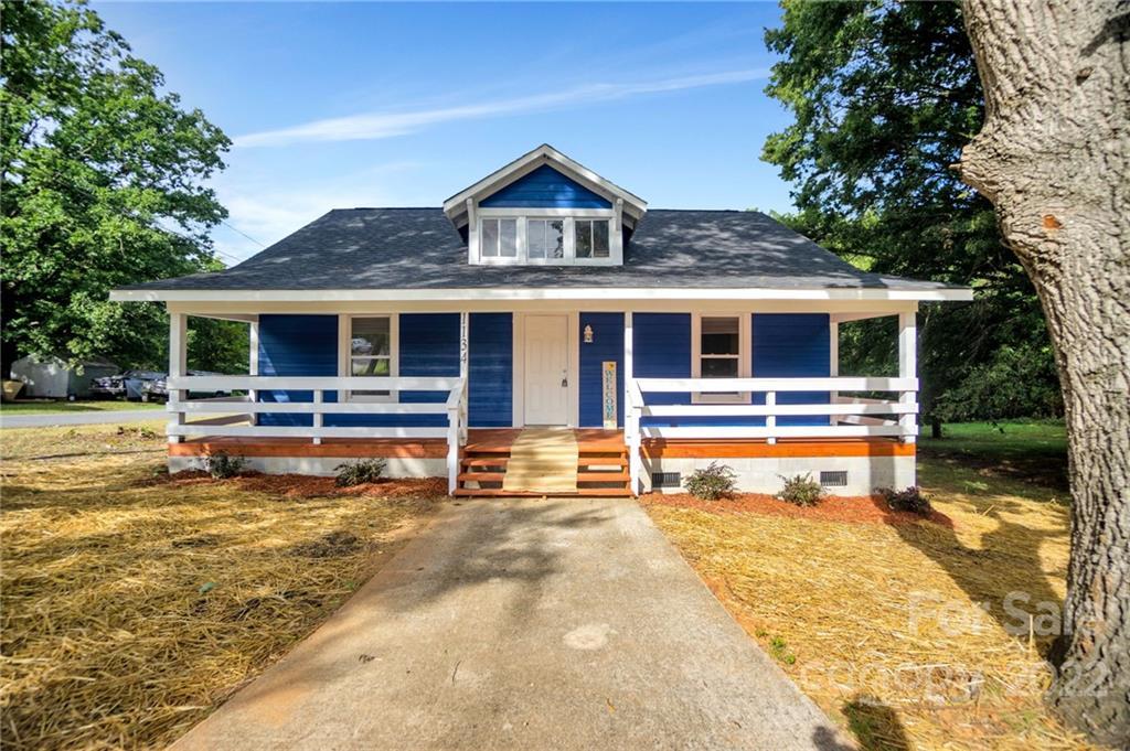 1134 8th St., Statesville, NC 28677