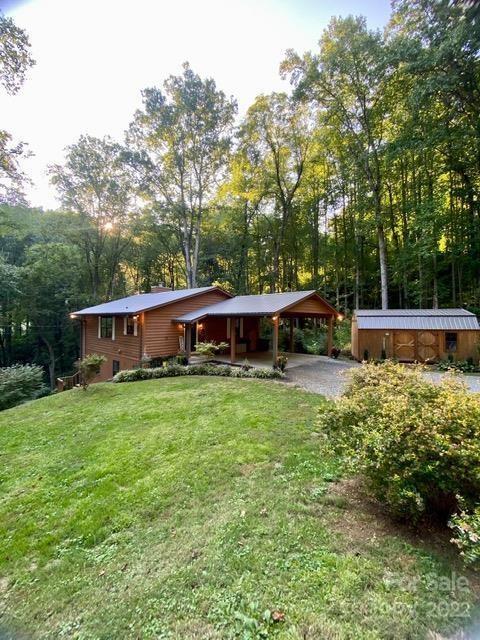 125 Nugget Ln., Sylva, NC 28779