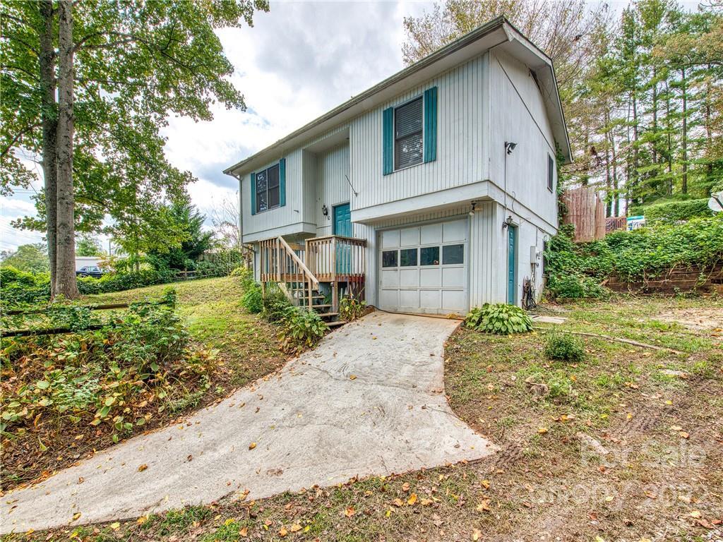 10 Miami Cir., Arden, NC 28704