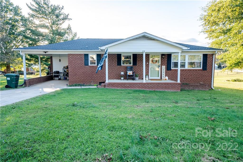 208 Heintz St., Kannapolis, NC 28081