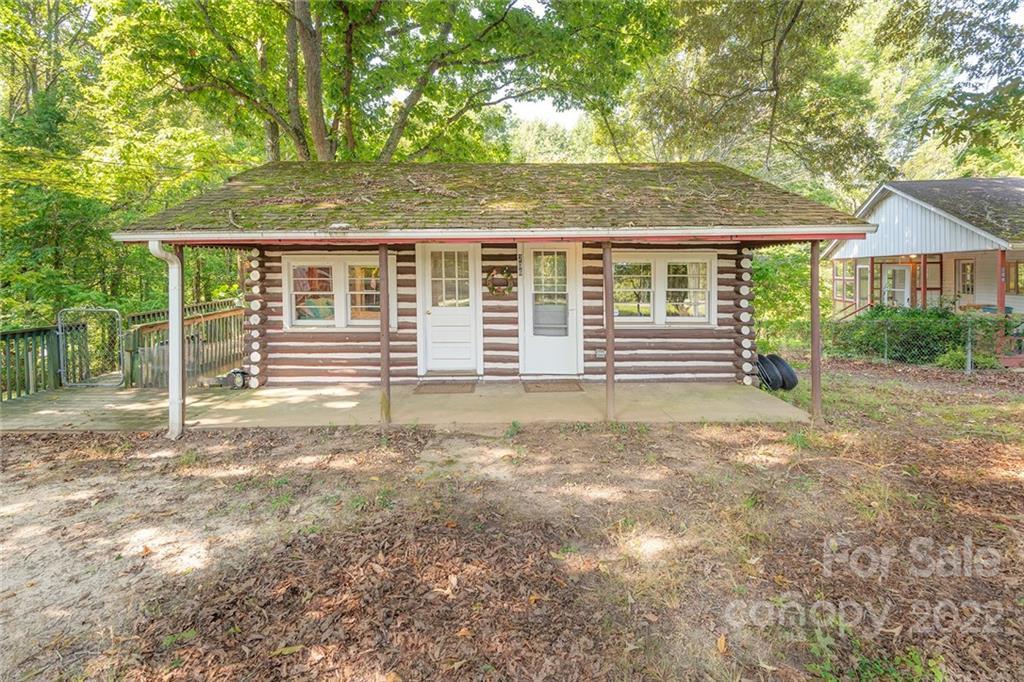 206 Old Marshall Hwy., Asheville, NC 28804