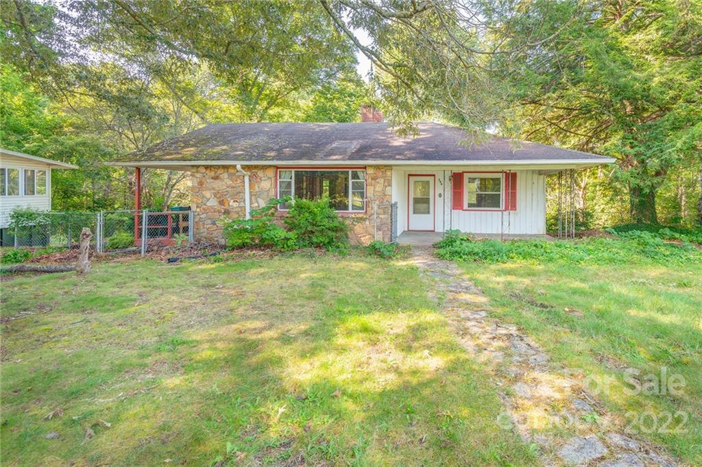 208 Old Marshall Hwy., Asheville, NC 28804