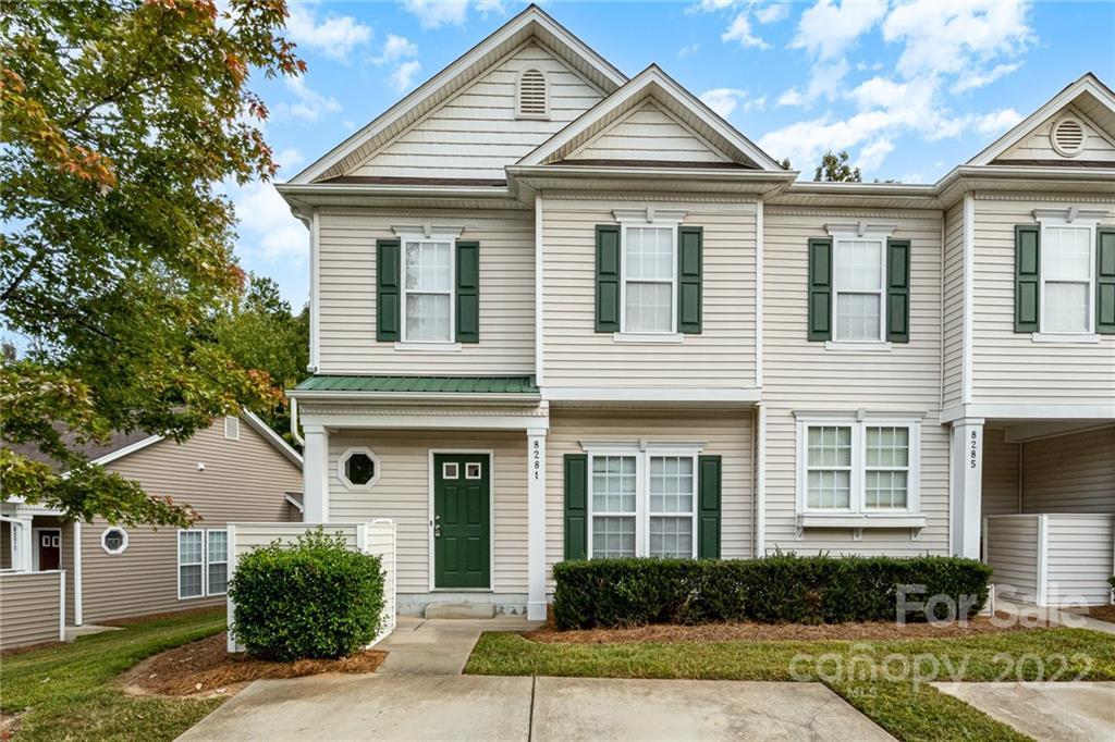 8281 Carob Tree Ln., Charlotte, NC 28215