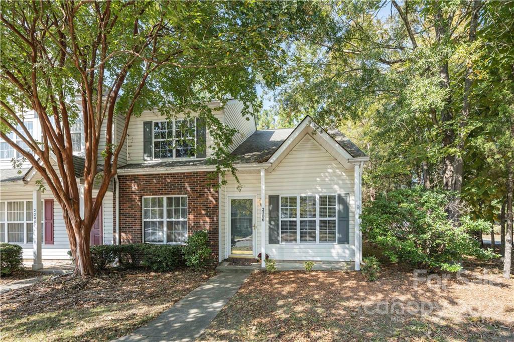 2206 Cigar Ct., Charlotte, NC 28273