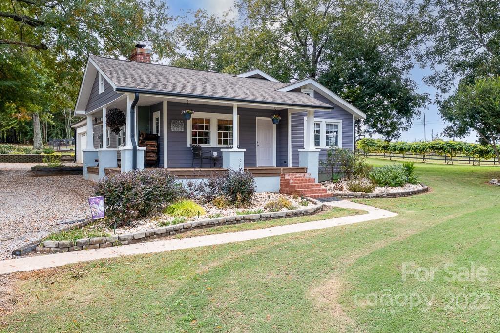 6941 Sherrills Ford Rd., Sherrills Ford, NC 28673
