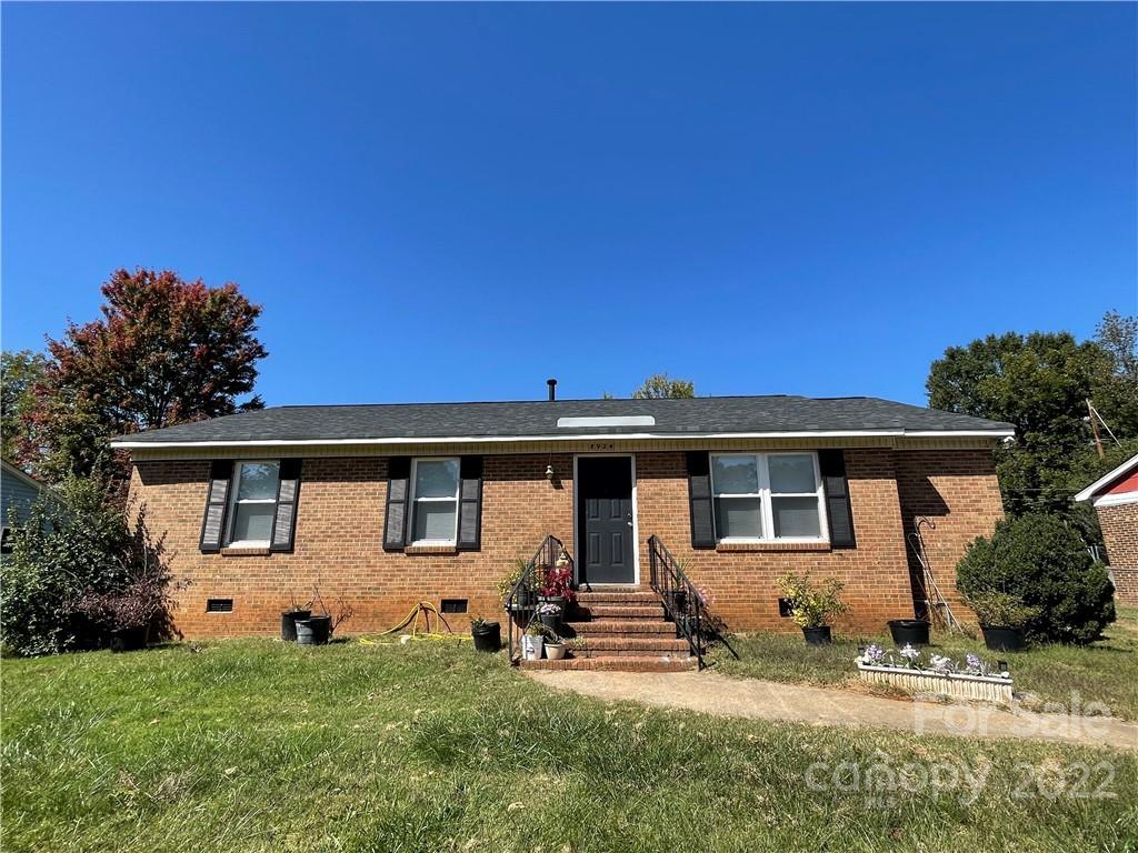 8924 Windsong Dr., Charlotte, NC 28273