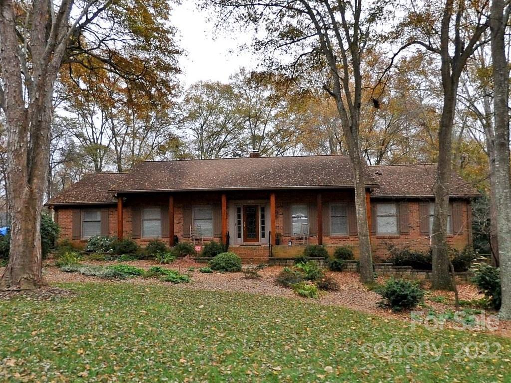 4816 Mcalpine Farm Rd., Charlotte, NC 28226