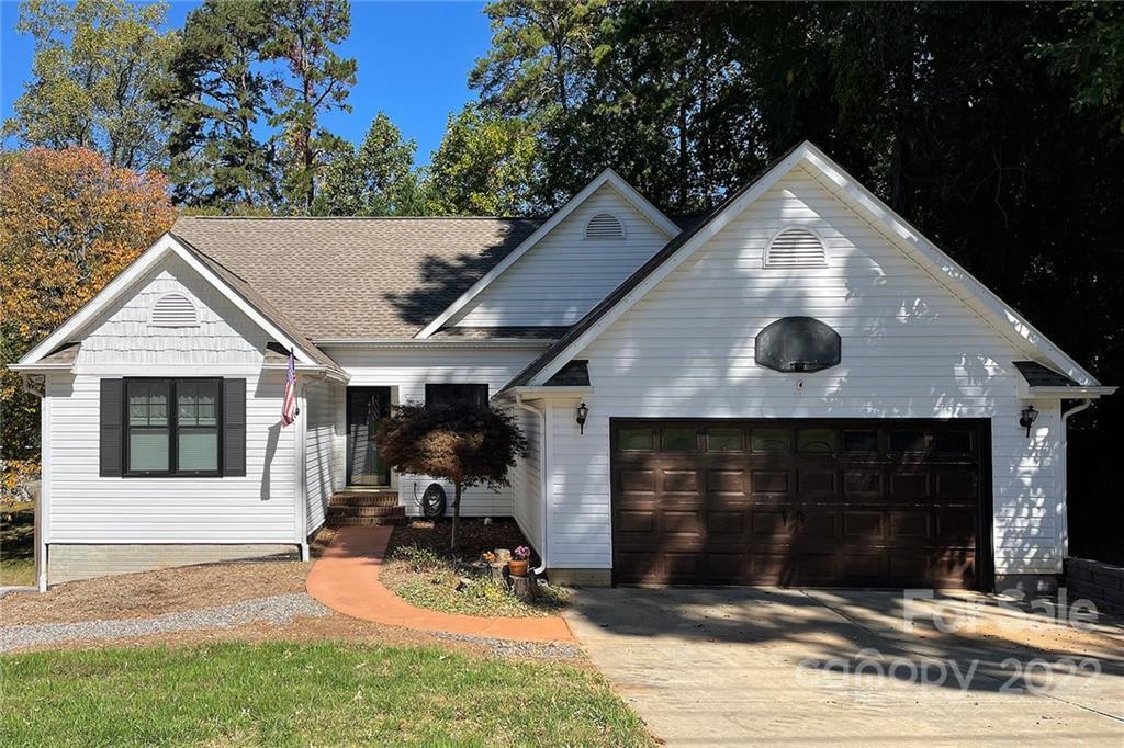 21317 Cornelius St., Cornelius, NC 28031