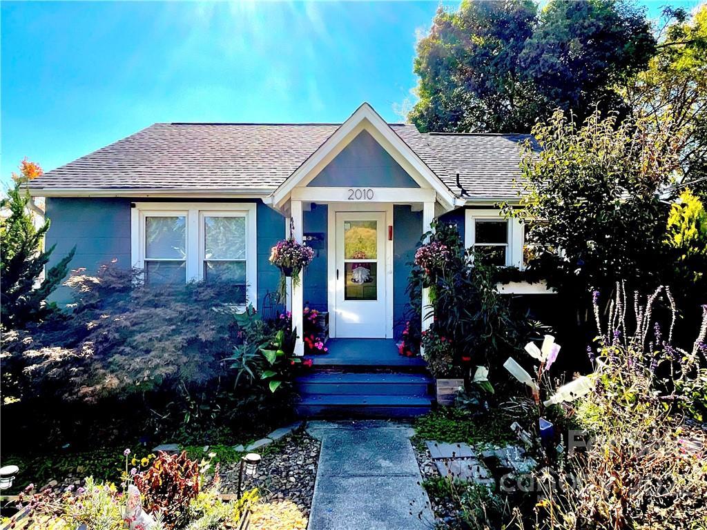 2010 Jennie Linn St., Kannapolis, NC 28083