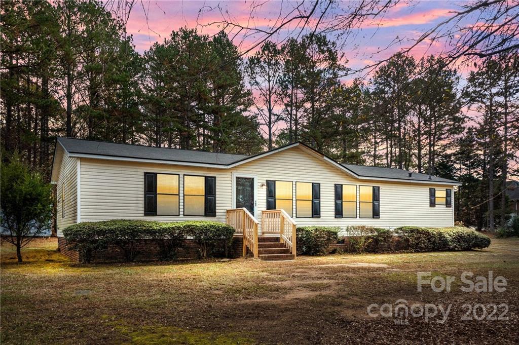 5956 Charlie Walker Rd., Kannapolis, NC 28081