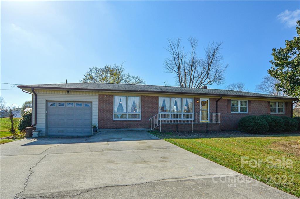 1628 Moss Springs Rd., Albemarle, NC 28001