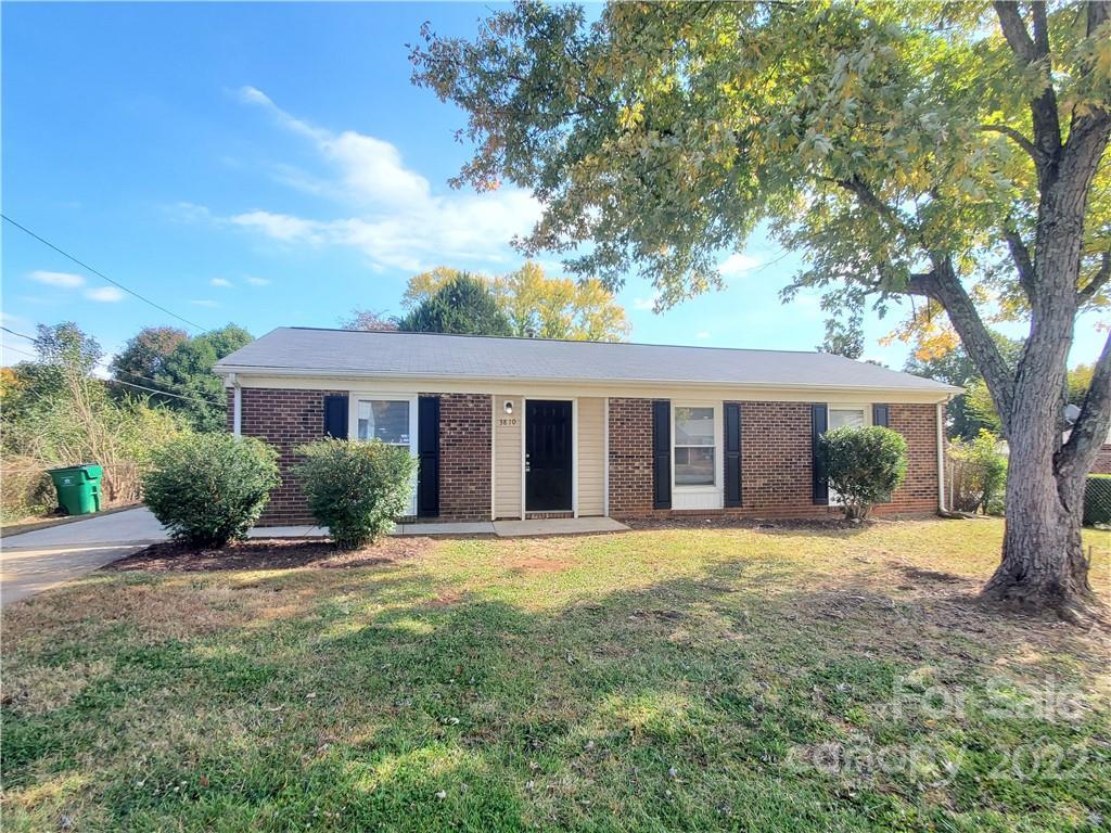 3810 Bardot Dr., Charlotte, NC 28216