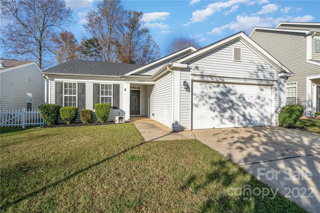 6038 Raisin Tree Ln., Charlotte, NC 28215